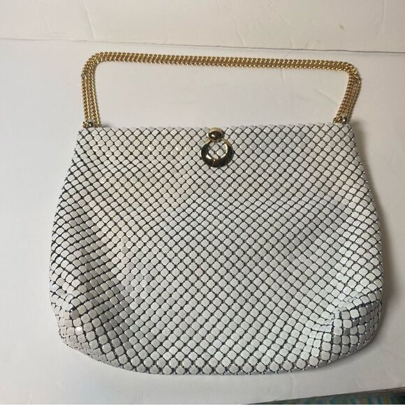 Whiting and Davis Vintage White Mesh Metal Purse W/Adjustable Gold Chain Strap - Picture 2 of 13
